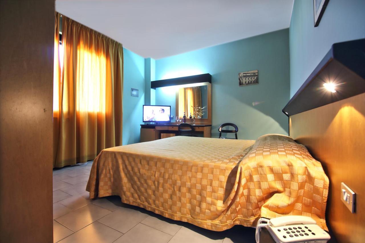 Green Sporting Club Hotel Alghero Phòng bức ảnh