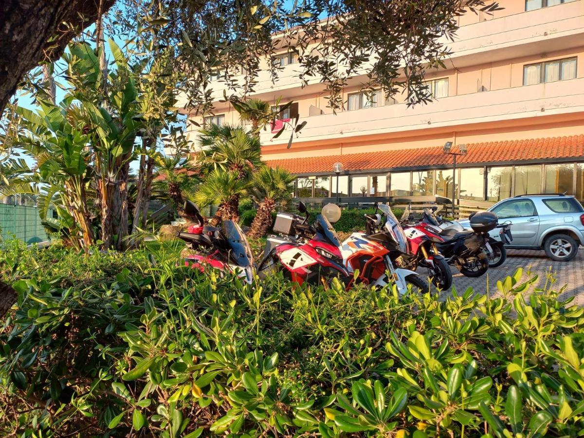 Green Sporting Club Hotel Alghero Ngoại thất bức ảnh